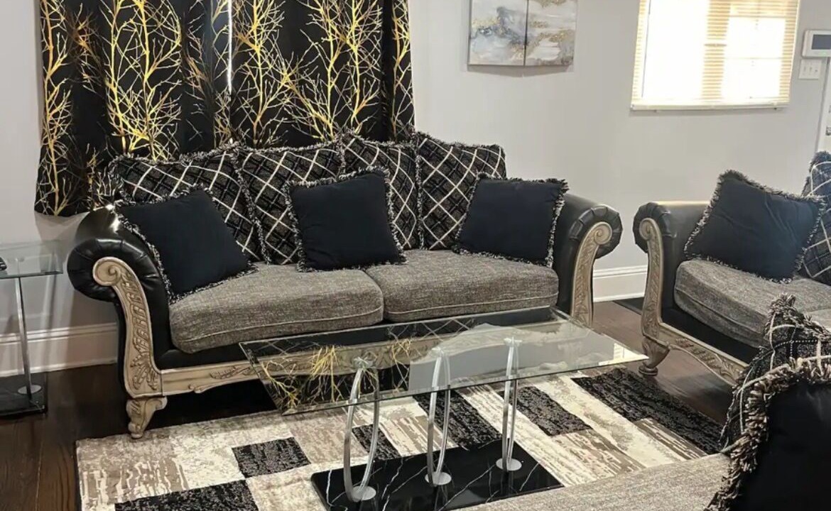 Photo of Bedroom in Auburn Gresham