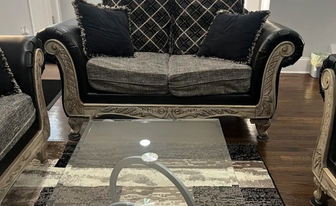Photo of Livingroom in Auburn Gresham