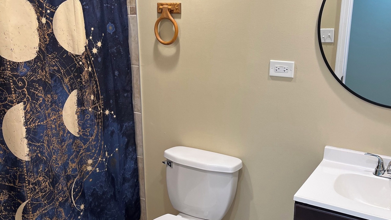 Photo of Bathroom in Auburn Gresham