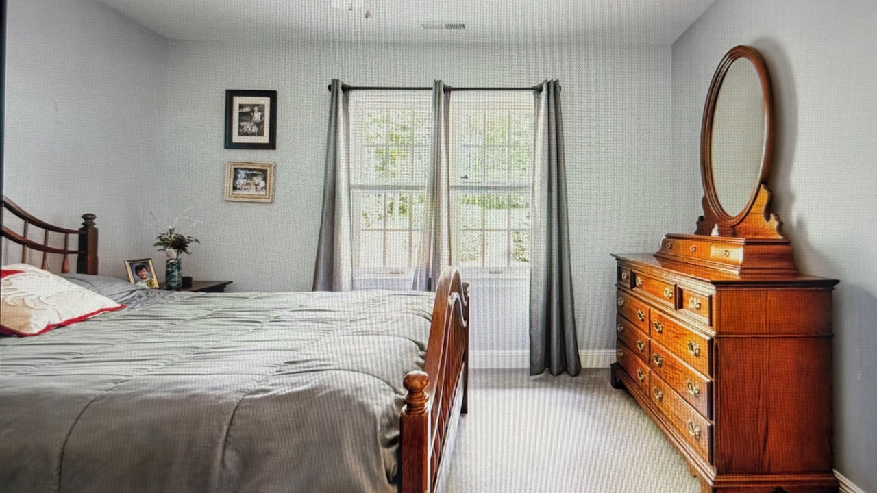 Photo of Bedroom in New London