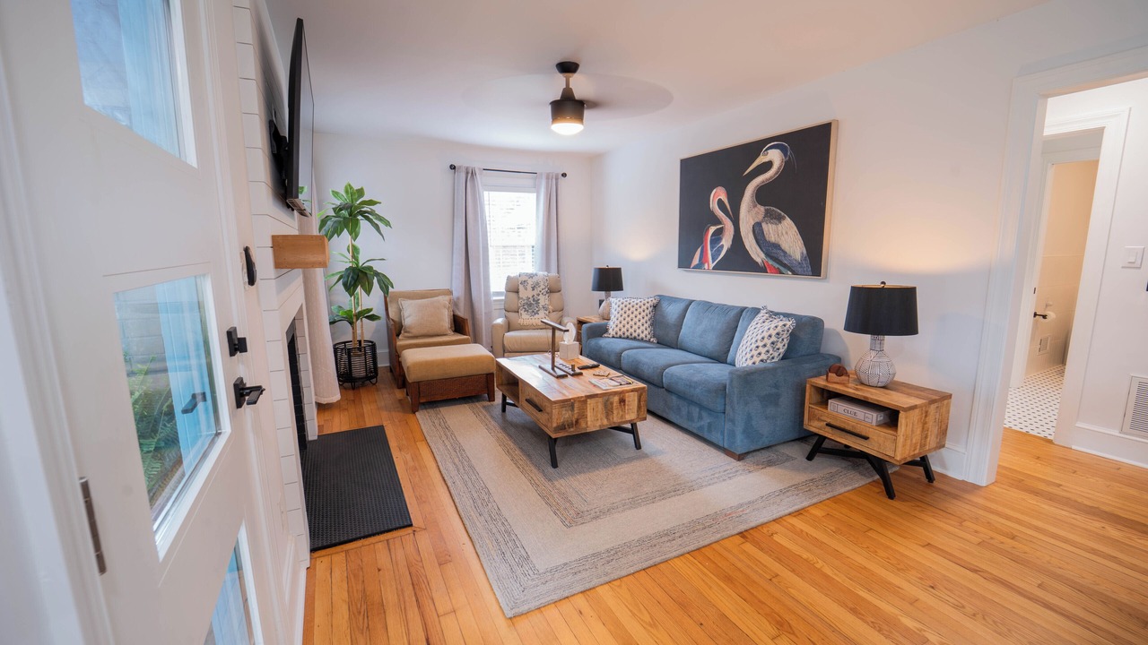 Photo of Livingroom in Clarksville
