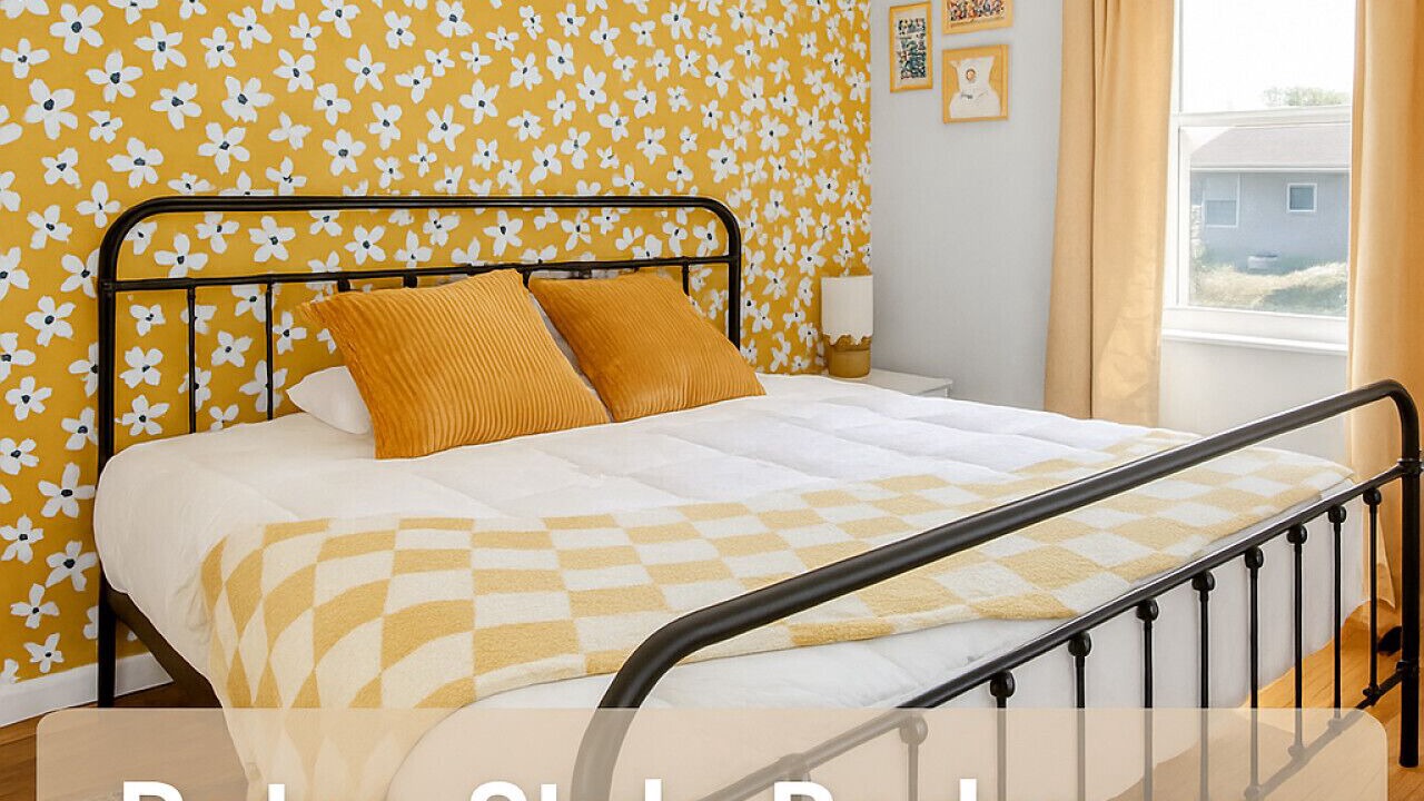 Photo of Bedroom in Maryland Heights