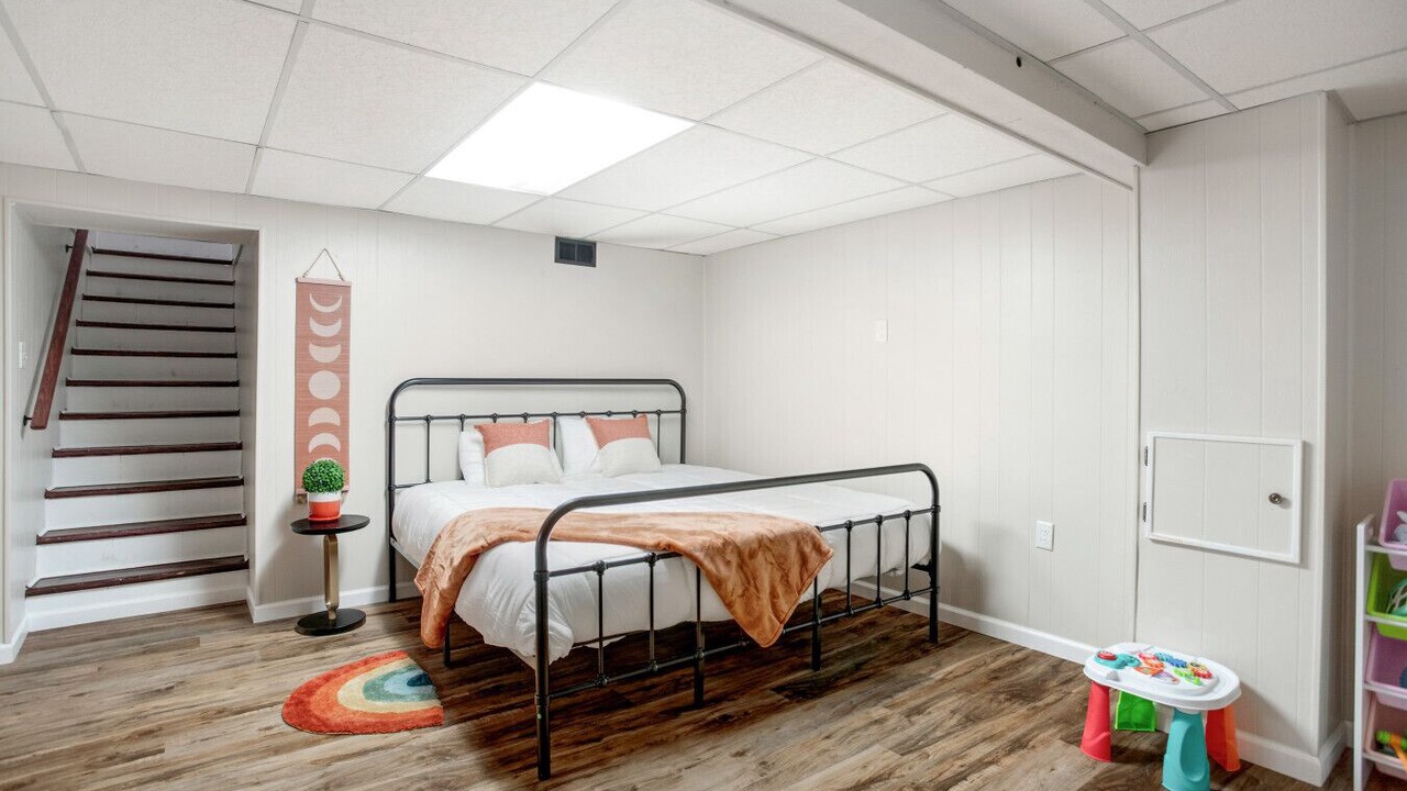 Photo of Bedroom in Maryland Heights