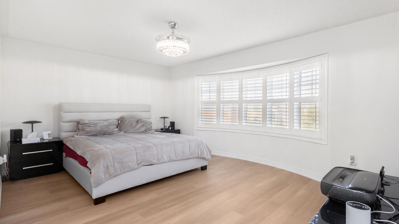 Photo of Bedroom in Halton Regional Municipality