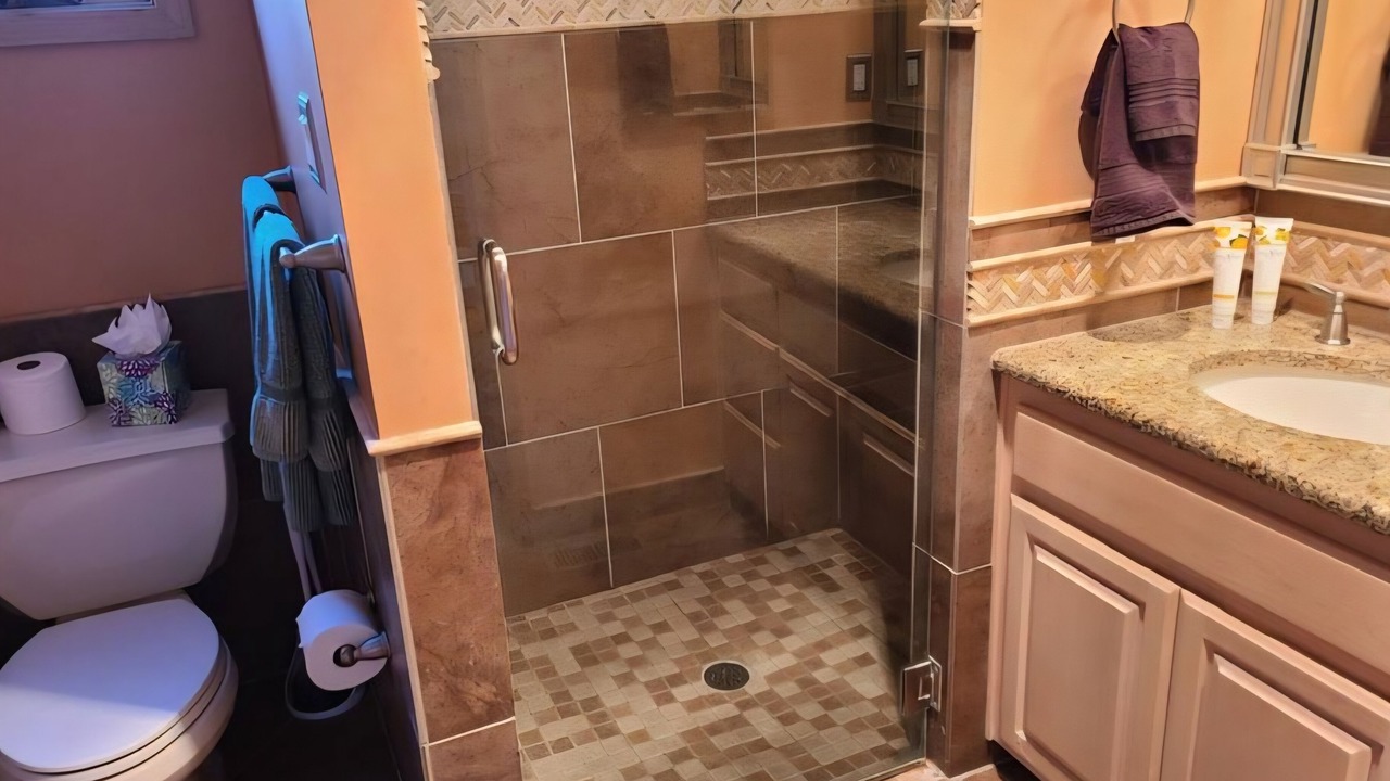 Photo of Bathroom in Foothills South