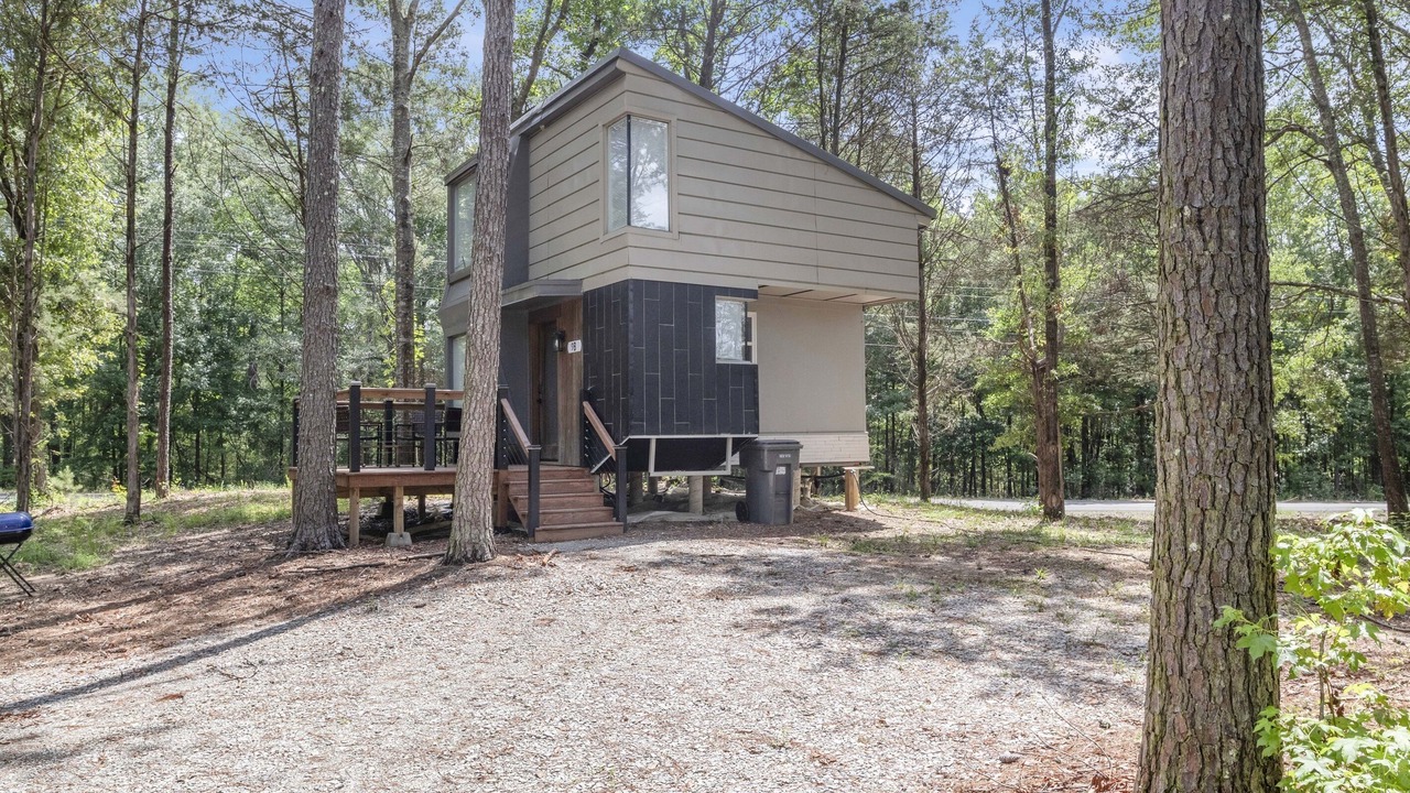 Photo of Outdoor in Starkville