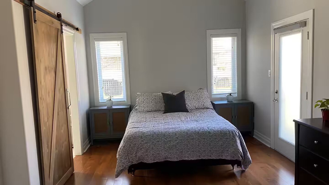 Photo of Bedroom in Virgil