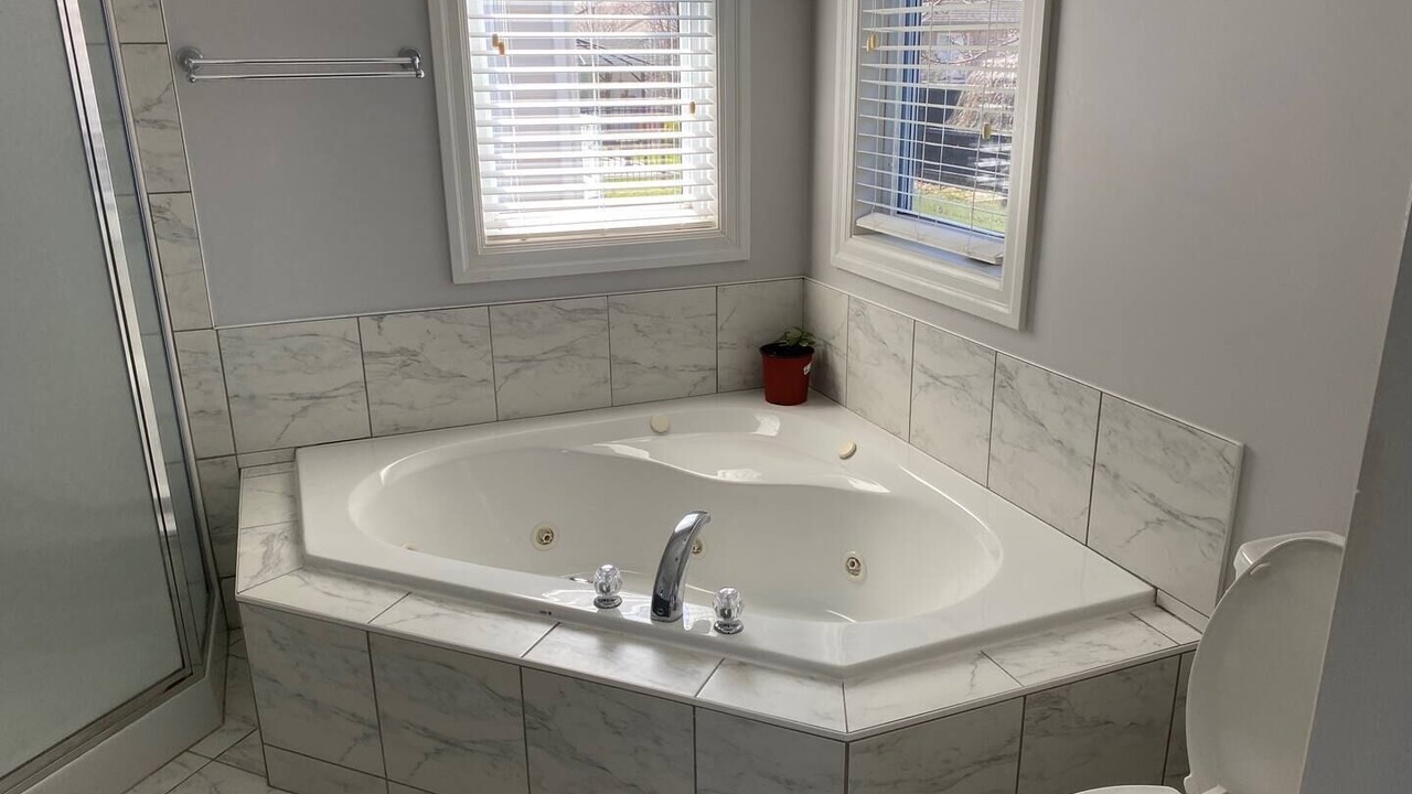Photo of Bathroom in Virgil