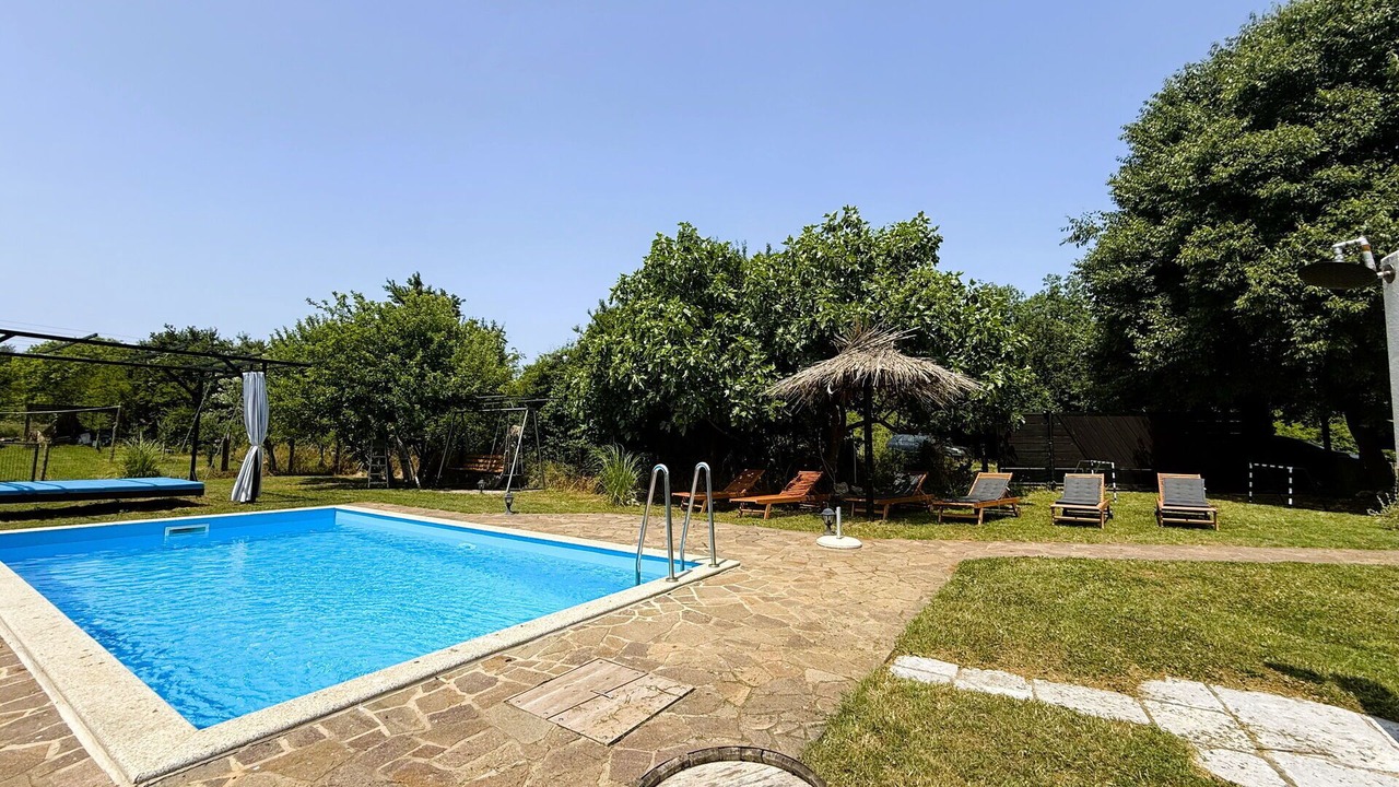 Photo of Outdoor in Risika