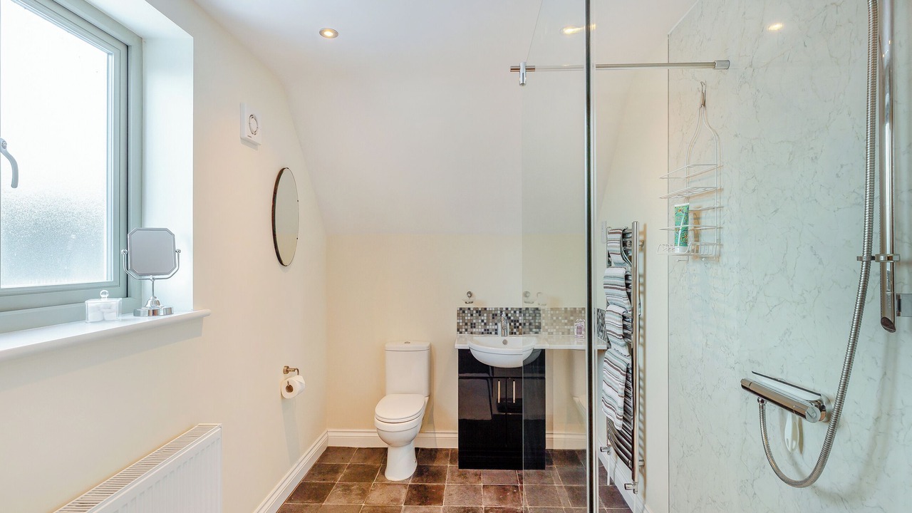 Photo of Bedroom in Tirabad