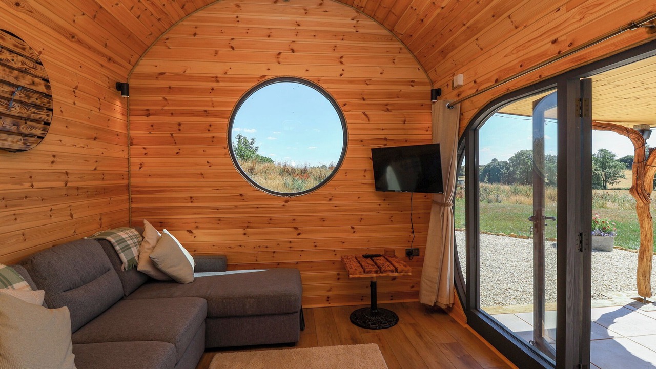 Photo of Livingroom in Gillingham