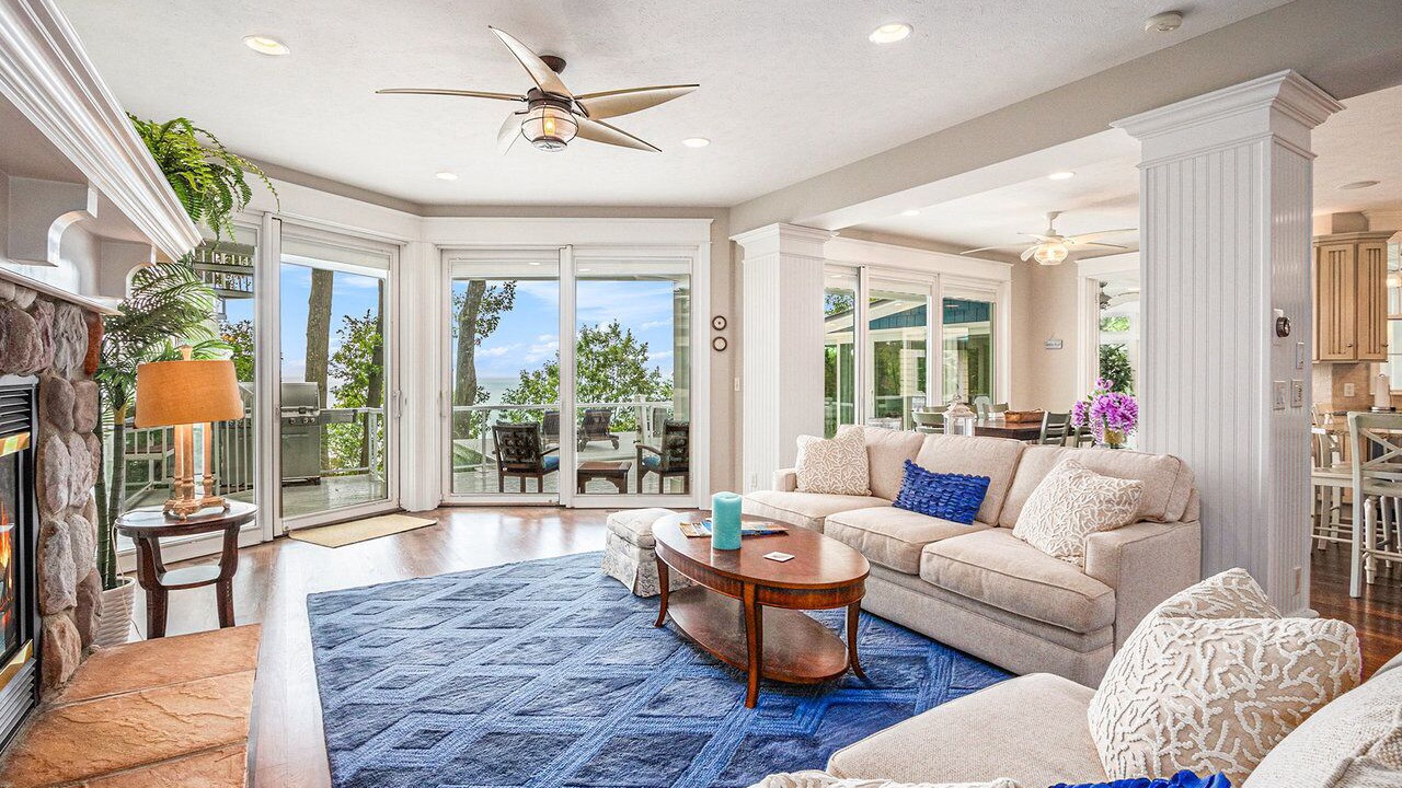 Photo of Livingroom in Lake Michigan Beach