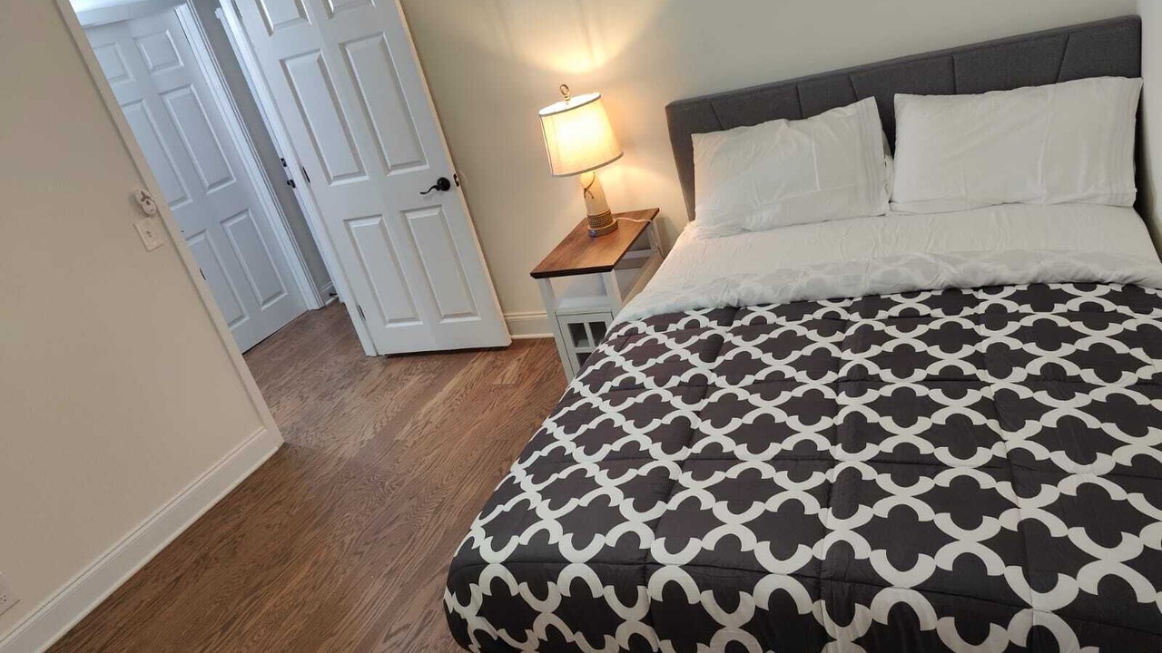 Photo of Bedroom in Green Hill