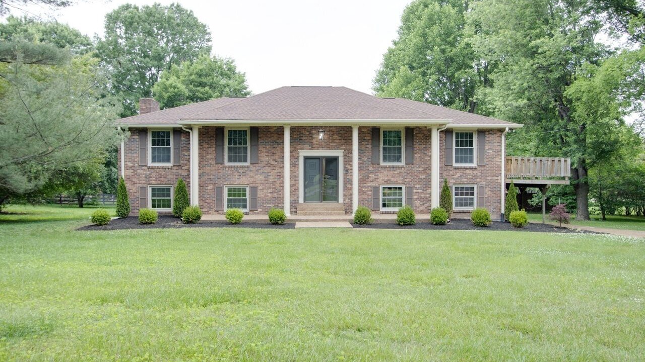 Photo of Outdoor in Green Hill