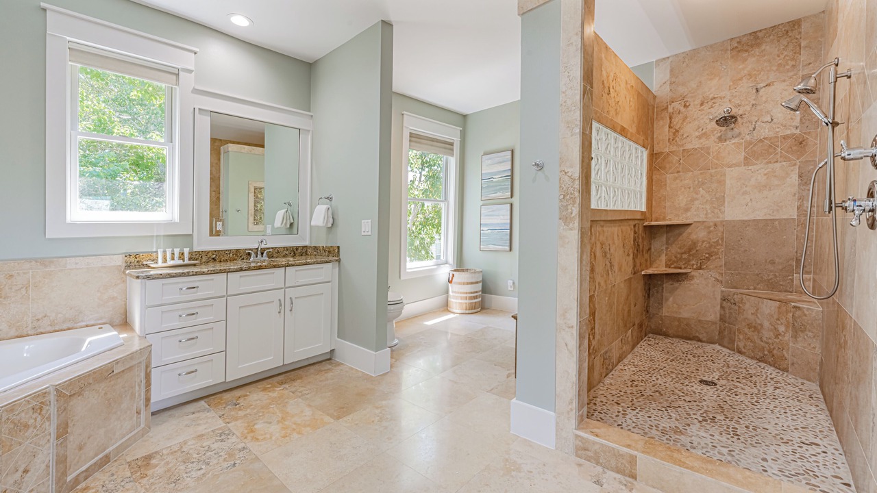 Photo of Bathroom in Gulf Pines