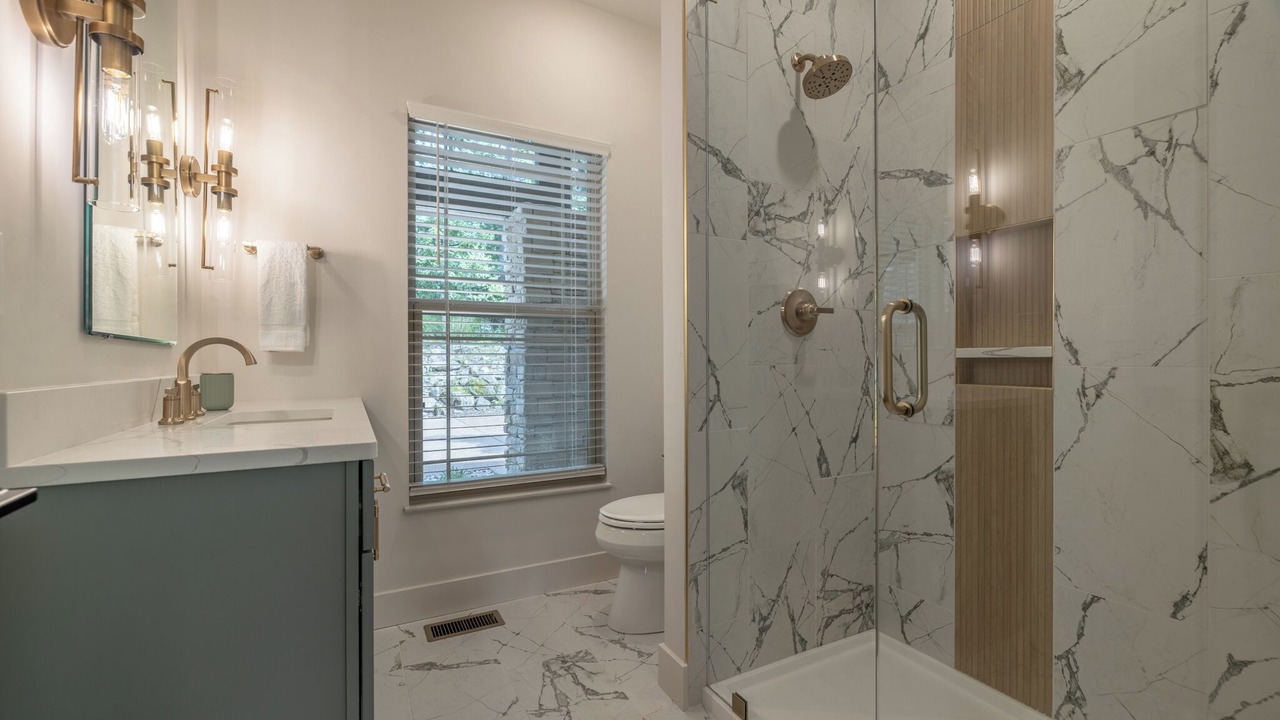 Photo of Bathroom in Innsbrook