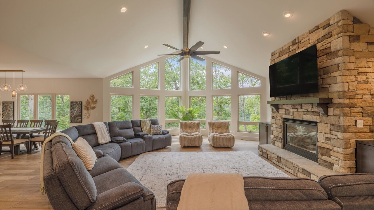 Photo of Livingroom in Innsbrook