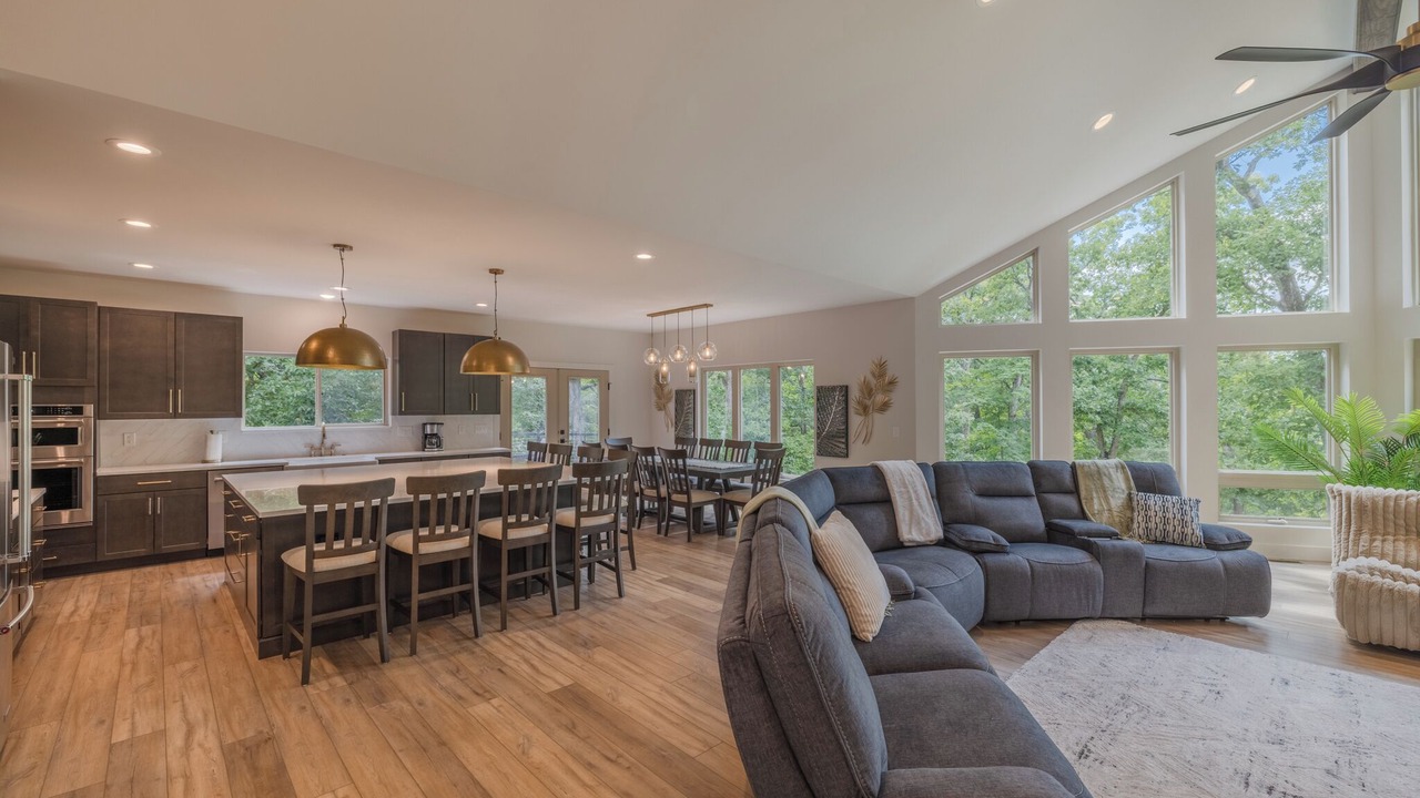 Photo of Livingroom in Innsbrook
