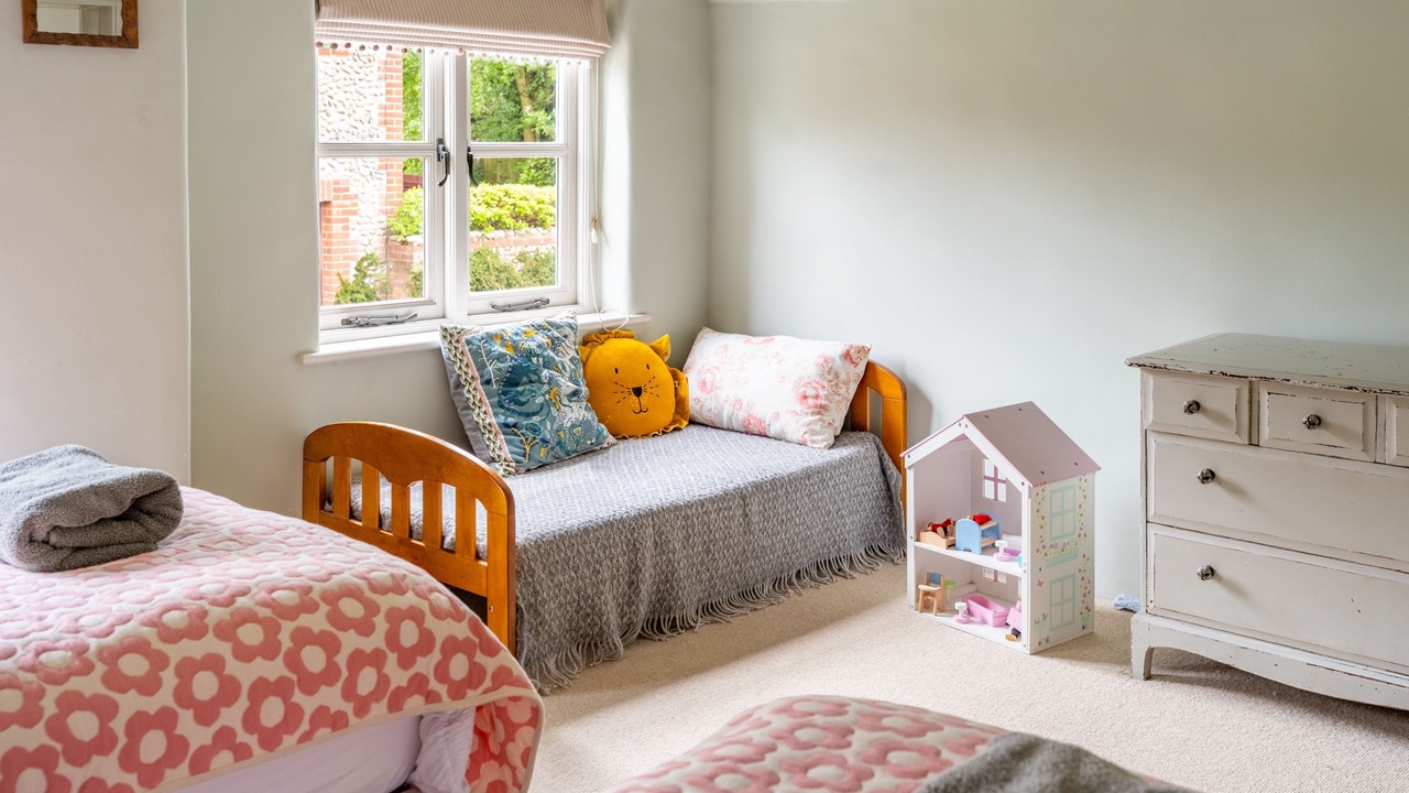 Photo of Others in Salthouse