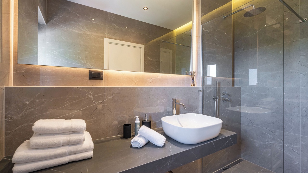 Photo of Bathroom in Brsecine