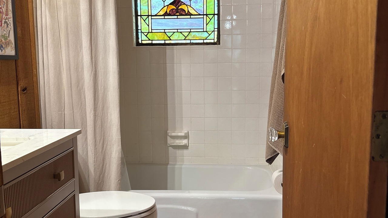 Photo of Bathroom in Drasco