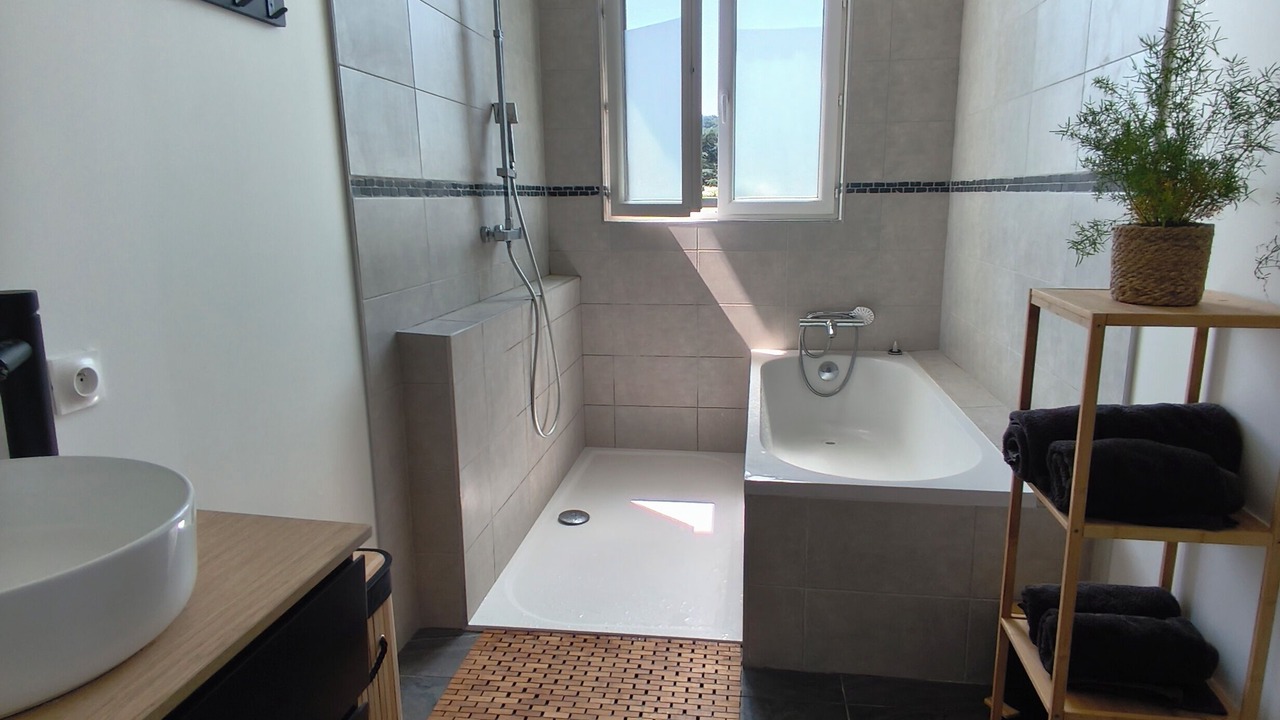 Photo of Bathroom in Saint-Germain-Village