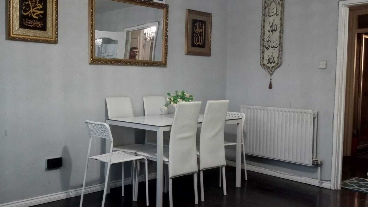 Photo of Others in Boleyn