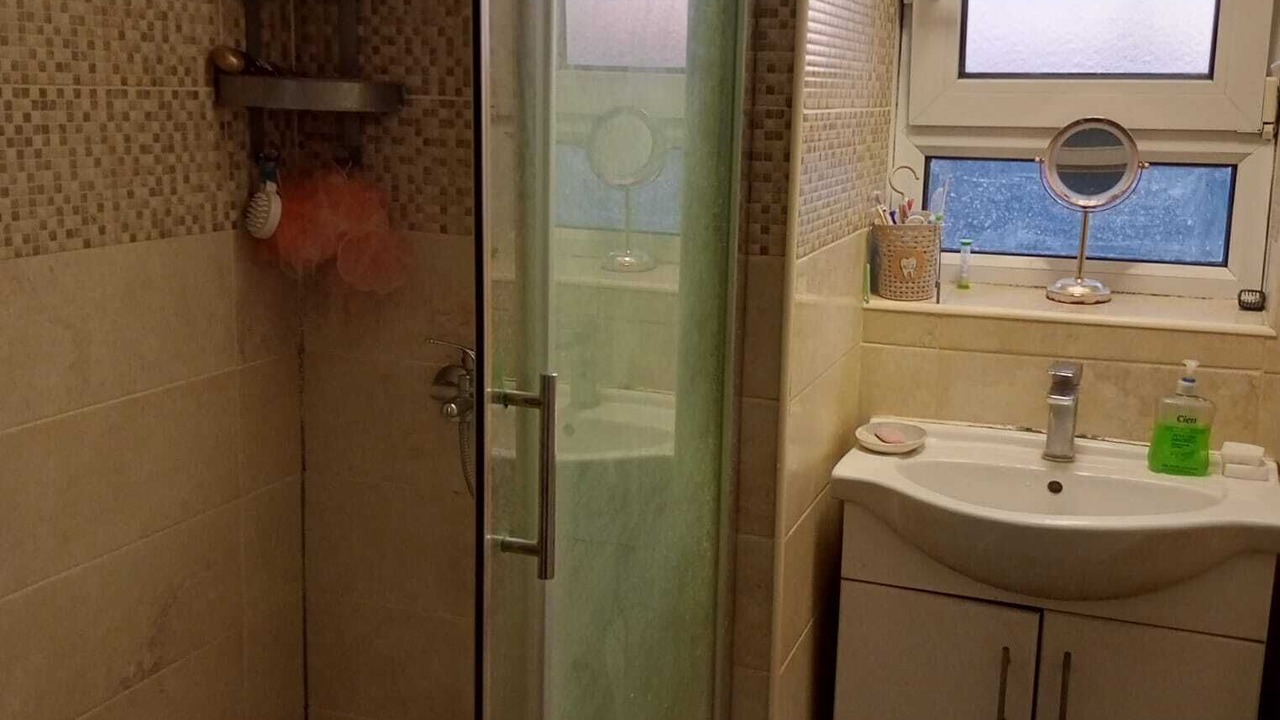 Photo of Bathroom in Boleyn