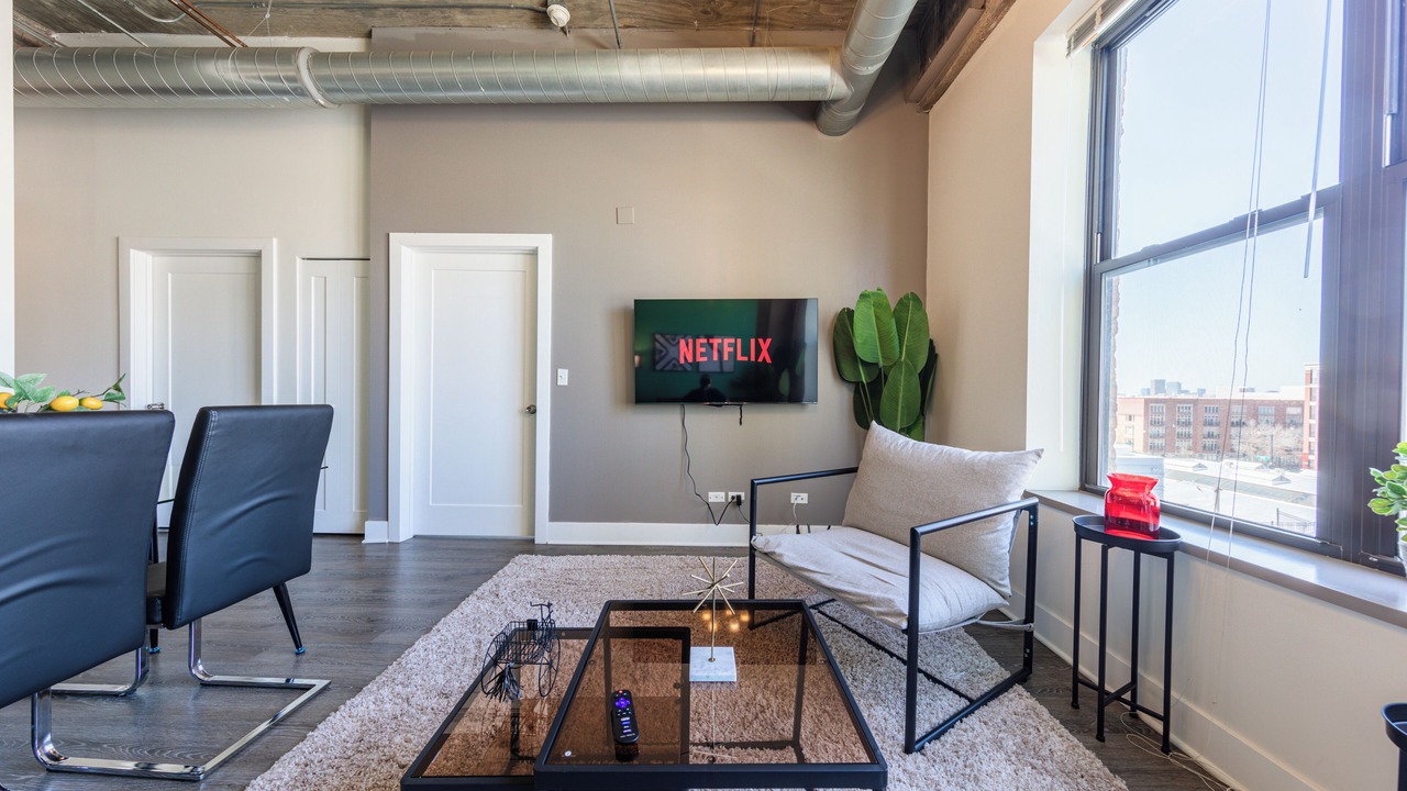 Photo of Livingroom in Near South Side
