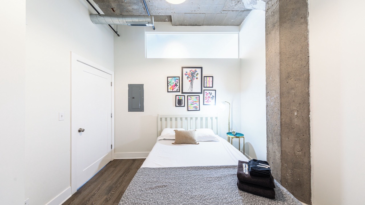 Photo of Bedroom in Near South Side