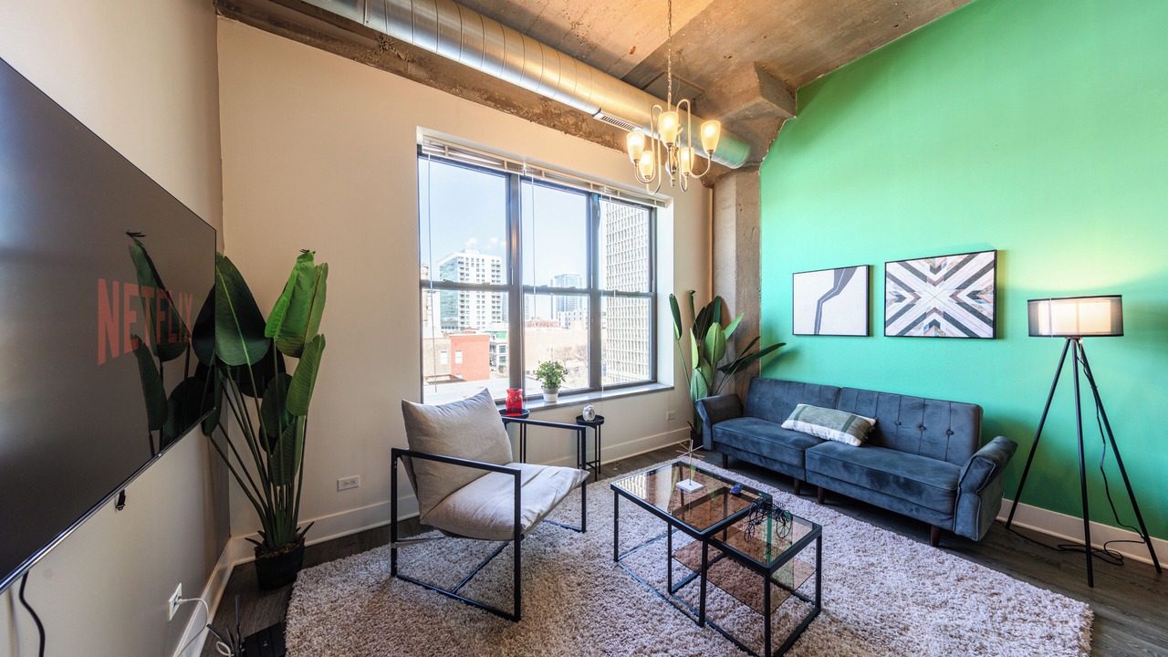 Photo of Livingroom in Near South Side
