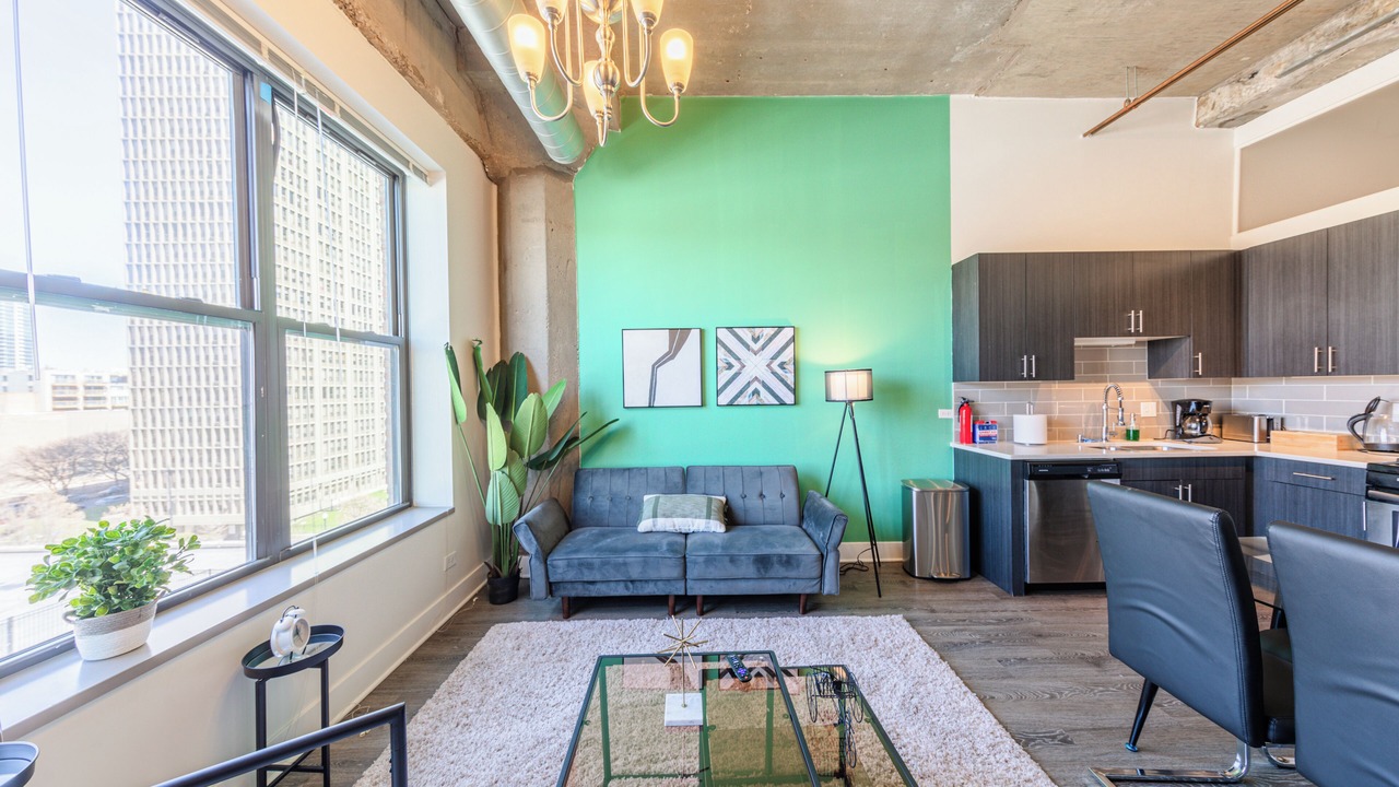 Photo of Livingroom in Near South Side