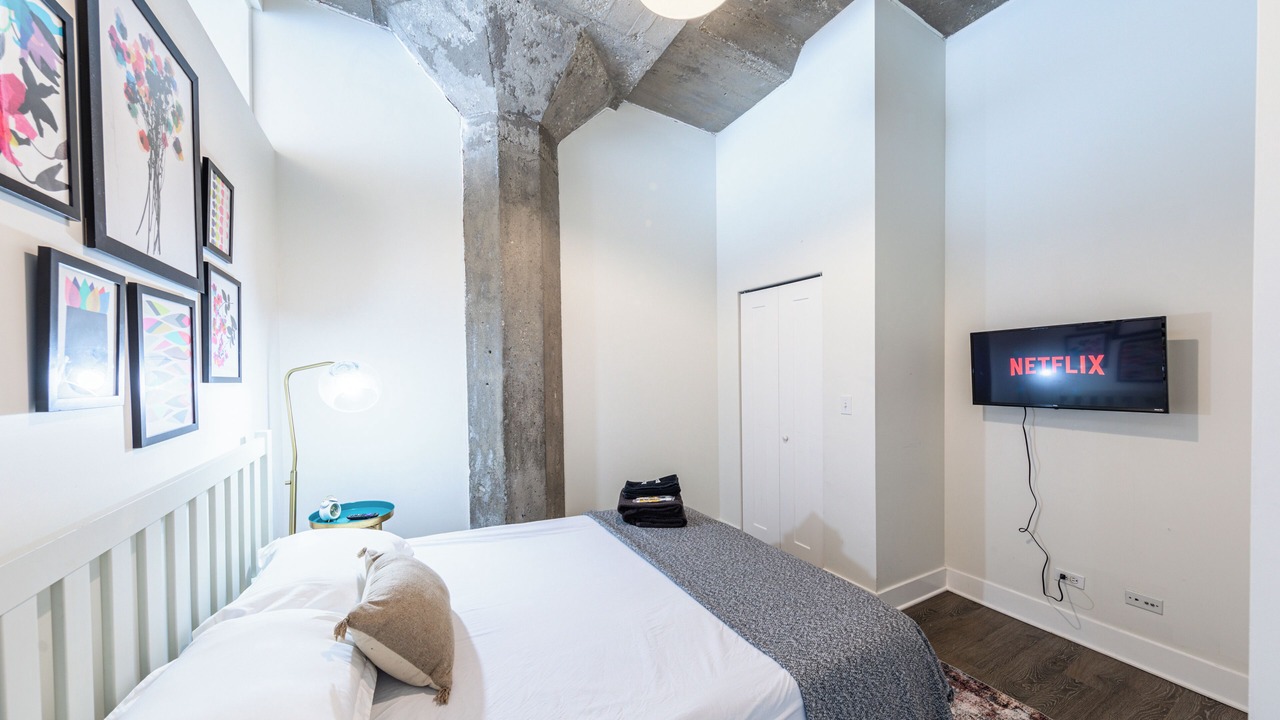 Photo of Bedroom in Near South Side
