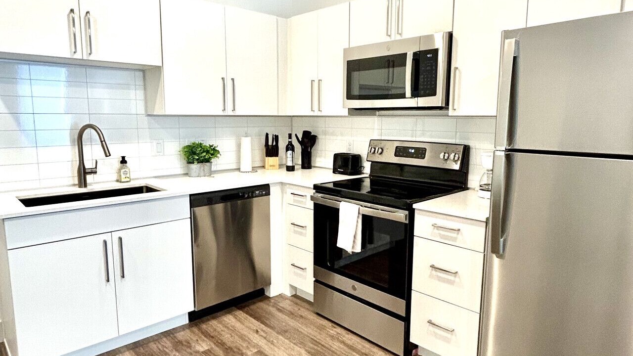 Photo of Kitchen in People's Freeway
