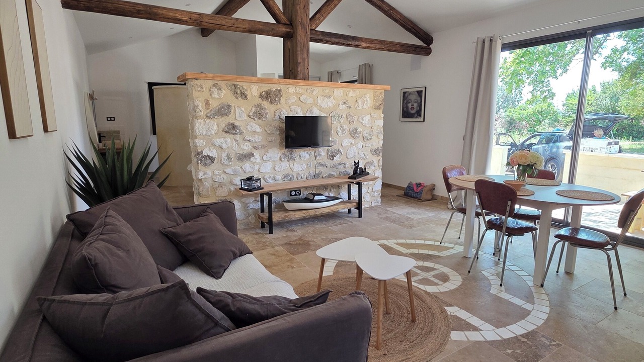 Photo of Livingroom in Arles