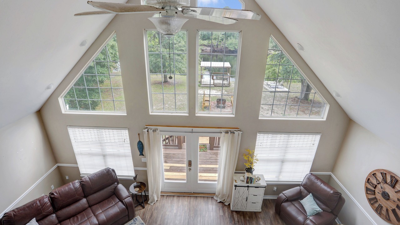 Photo of Livingroom in Branford