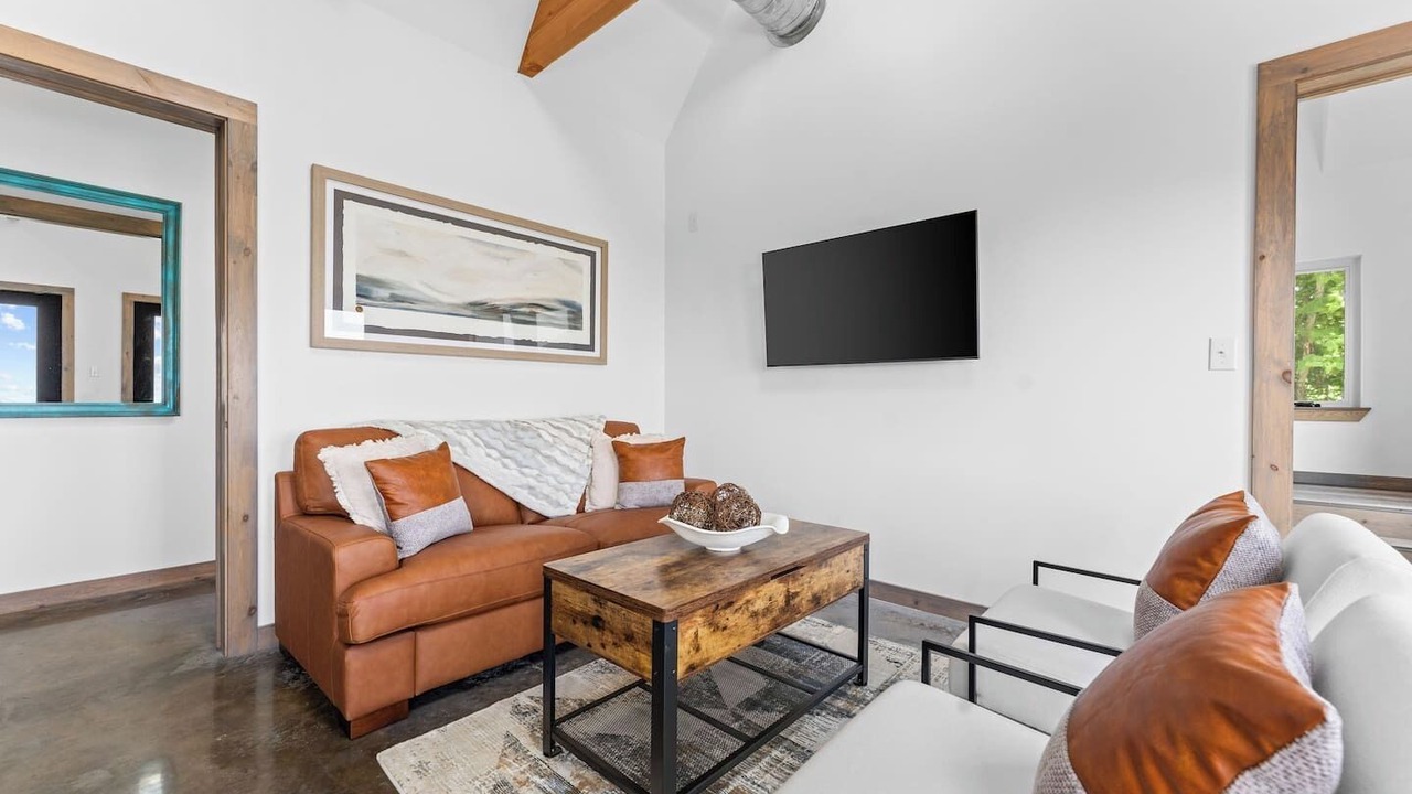 Photo of Livingroom in Jasper