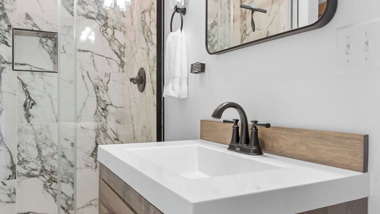 Photo of Bathroom in Jasper
