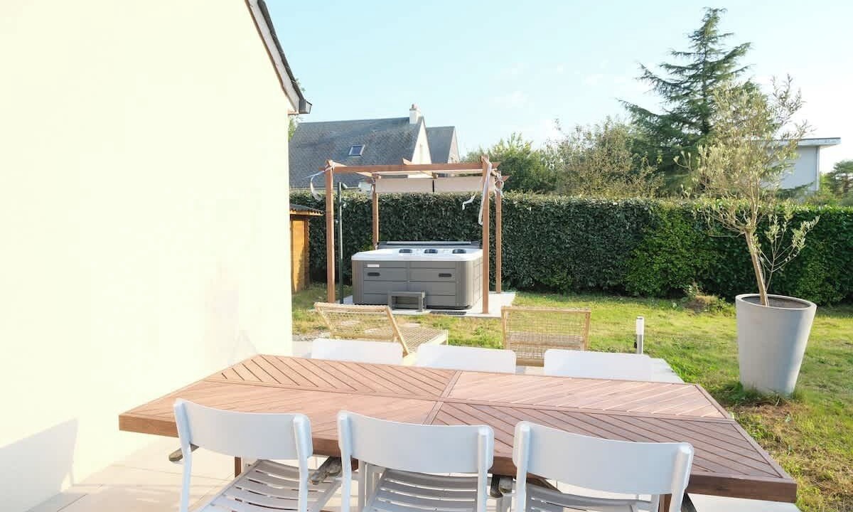 Photo of Outdoor in Saint-Lo