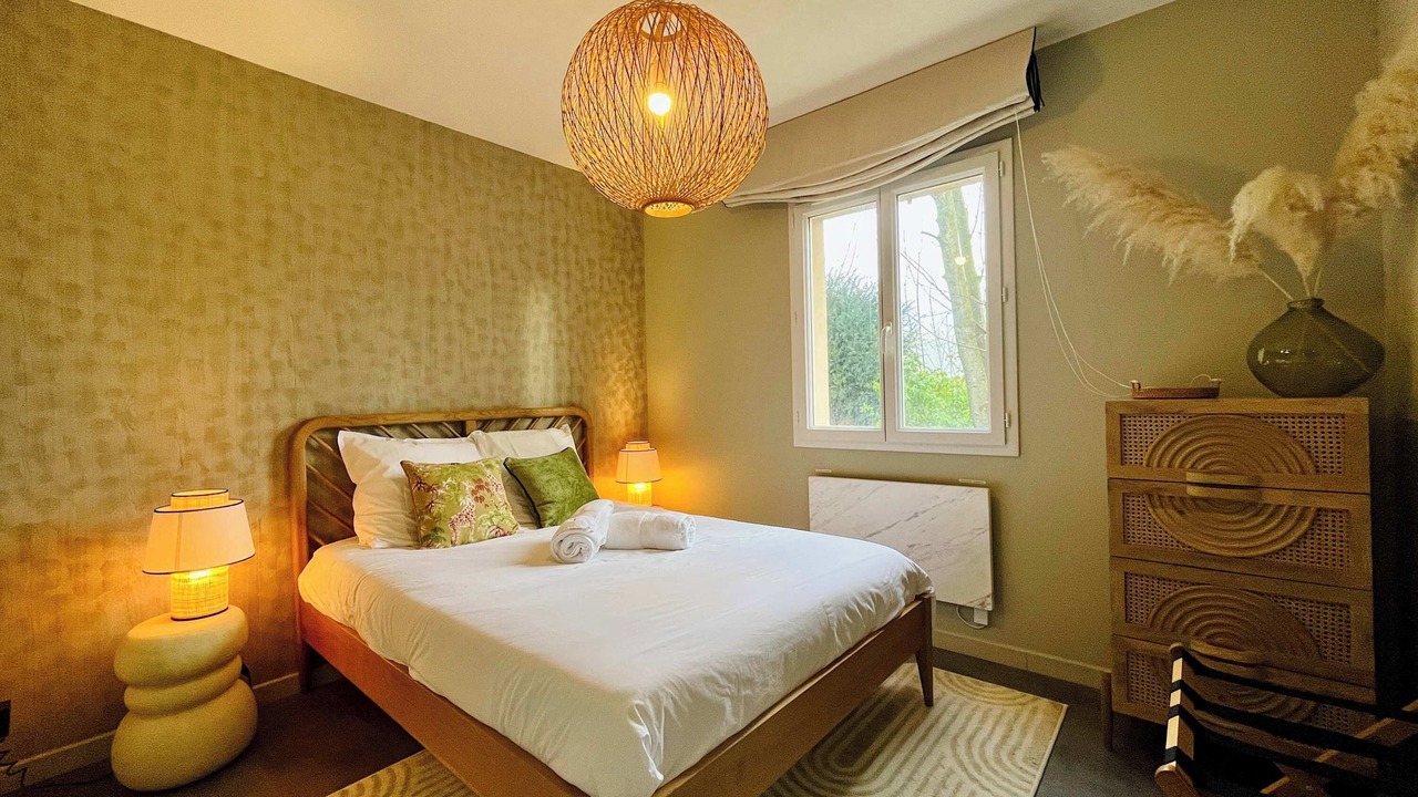 Photo of Bedroom in Saint-Lo