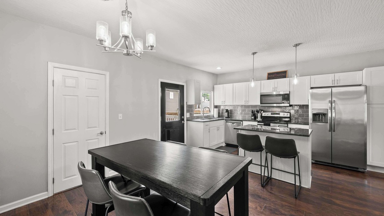 Photo of Others in Columbus