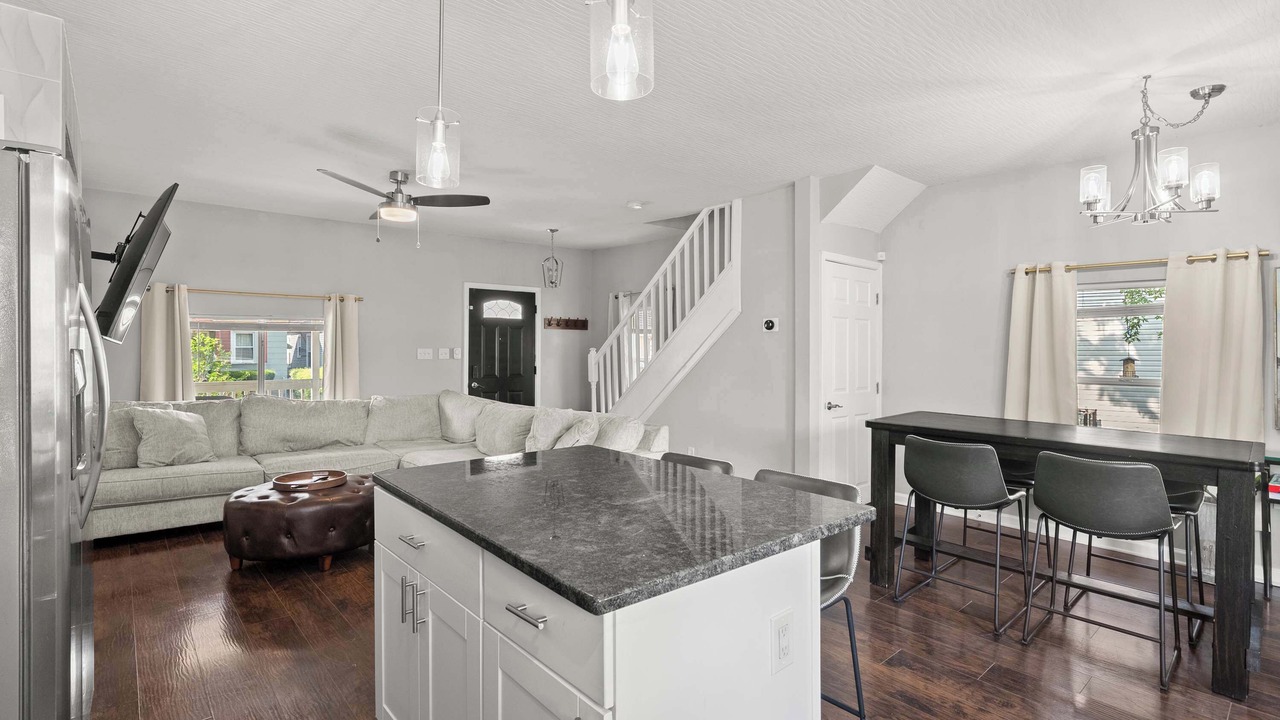 Photo of Others in Columbus