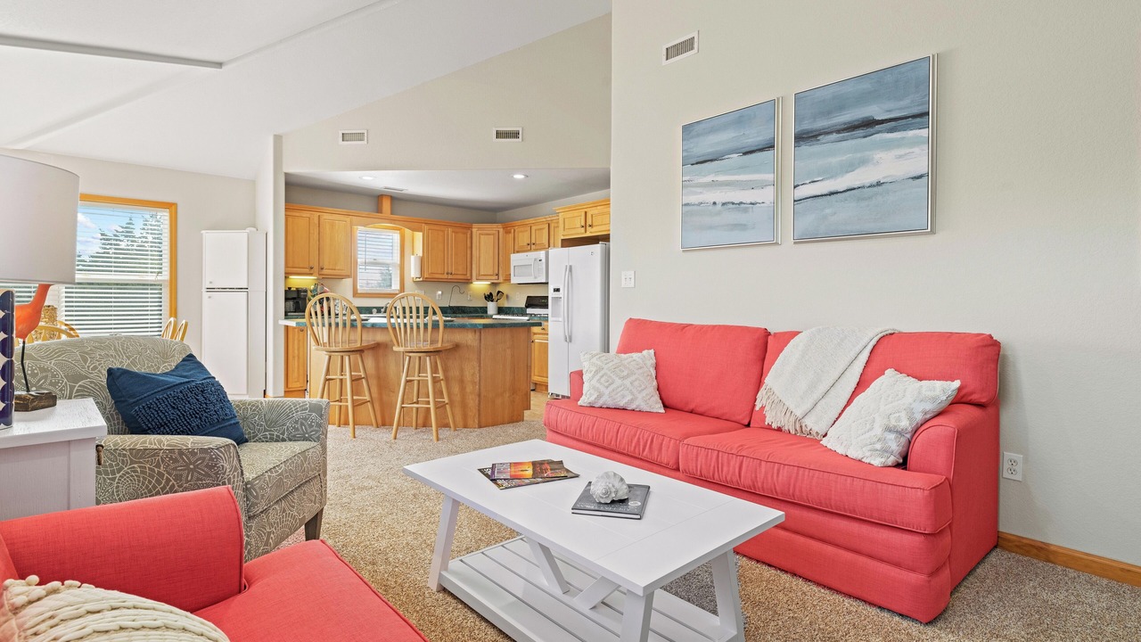 Photo of Livingroom in Wind Over Waves