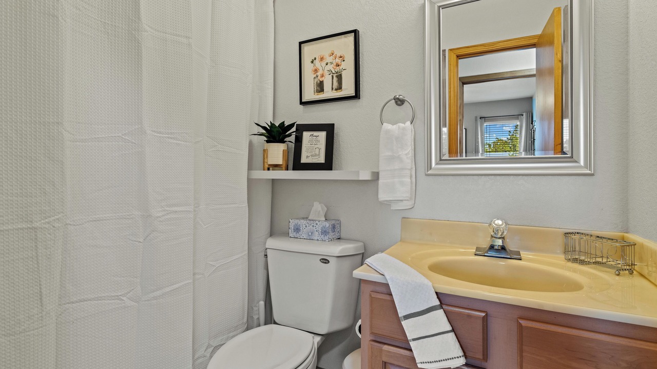 Photo of Bathroom in Wind Over Waves