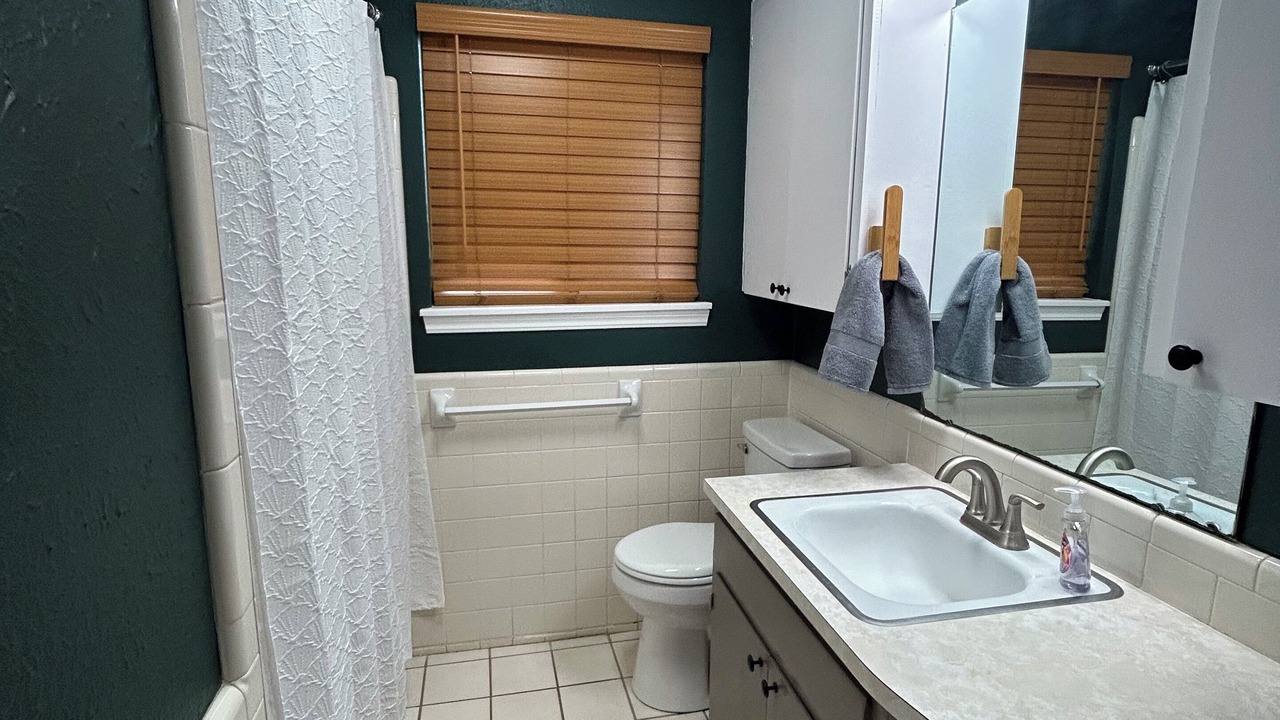 Photo of Bathroom in Norman