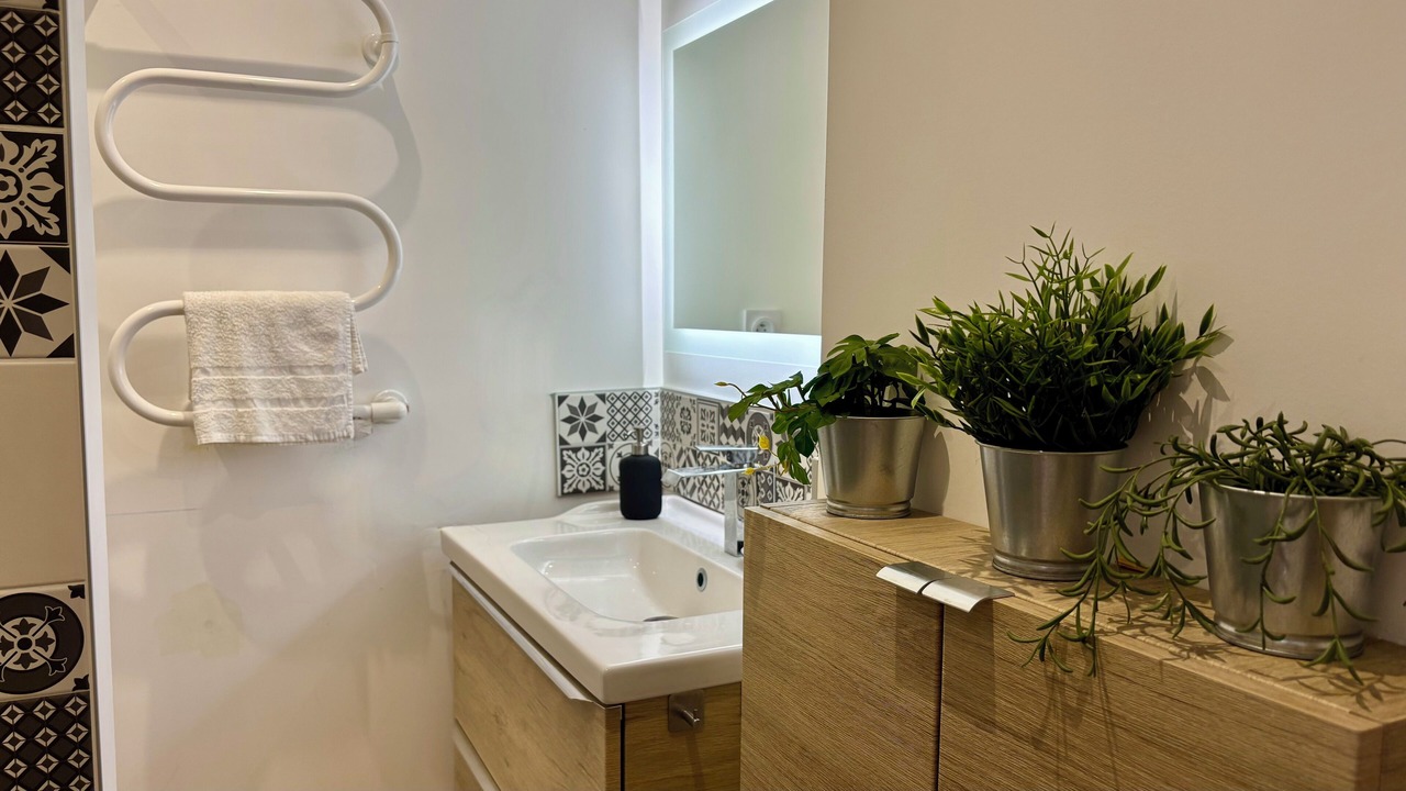 Photo of Bathroom in Dinan