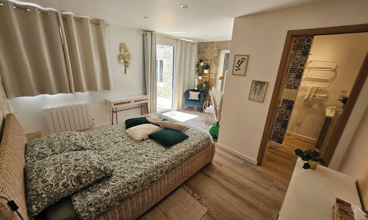 Photo of Bedroom in Dinan
