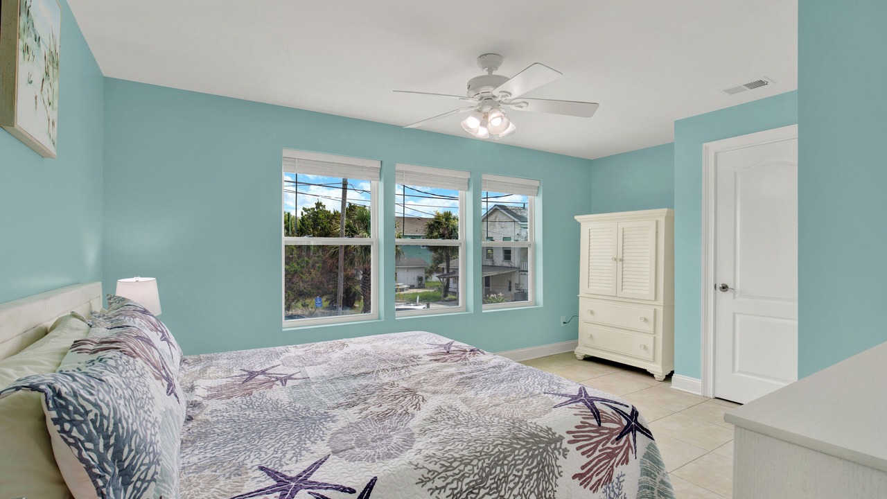 Photo of Bedroom in Tybee Island