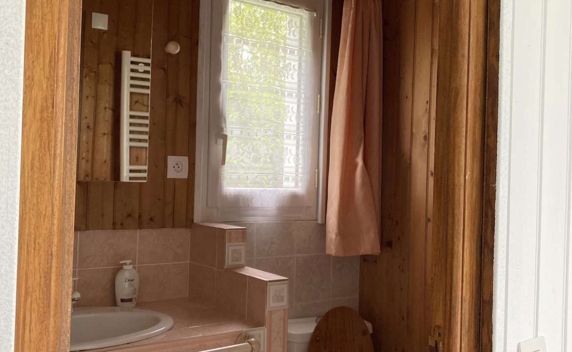 Photo of Bathroom in Saint-Martin-en-Campagne