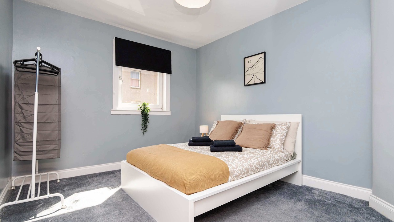 Photo of Bedroom in Bo'ness